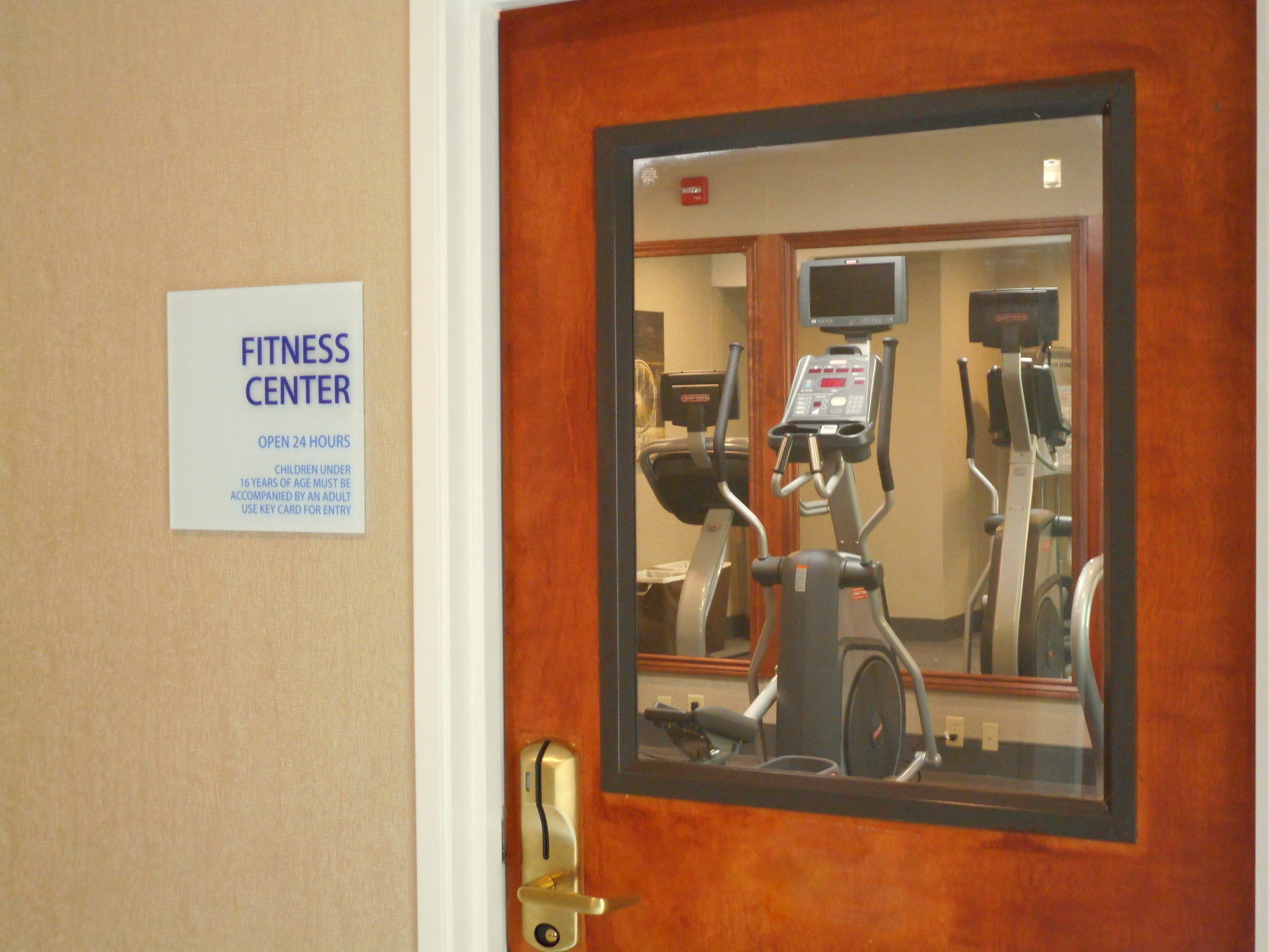 Holiday Inn Express & Suites Carmel North - Westfield By Ihg Eksteriør bilde