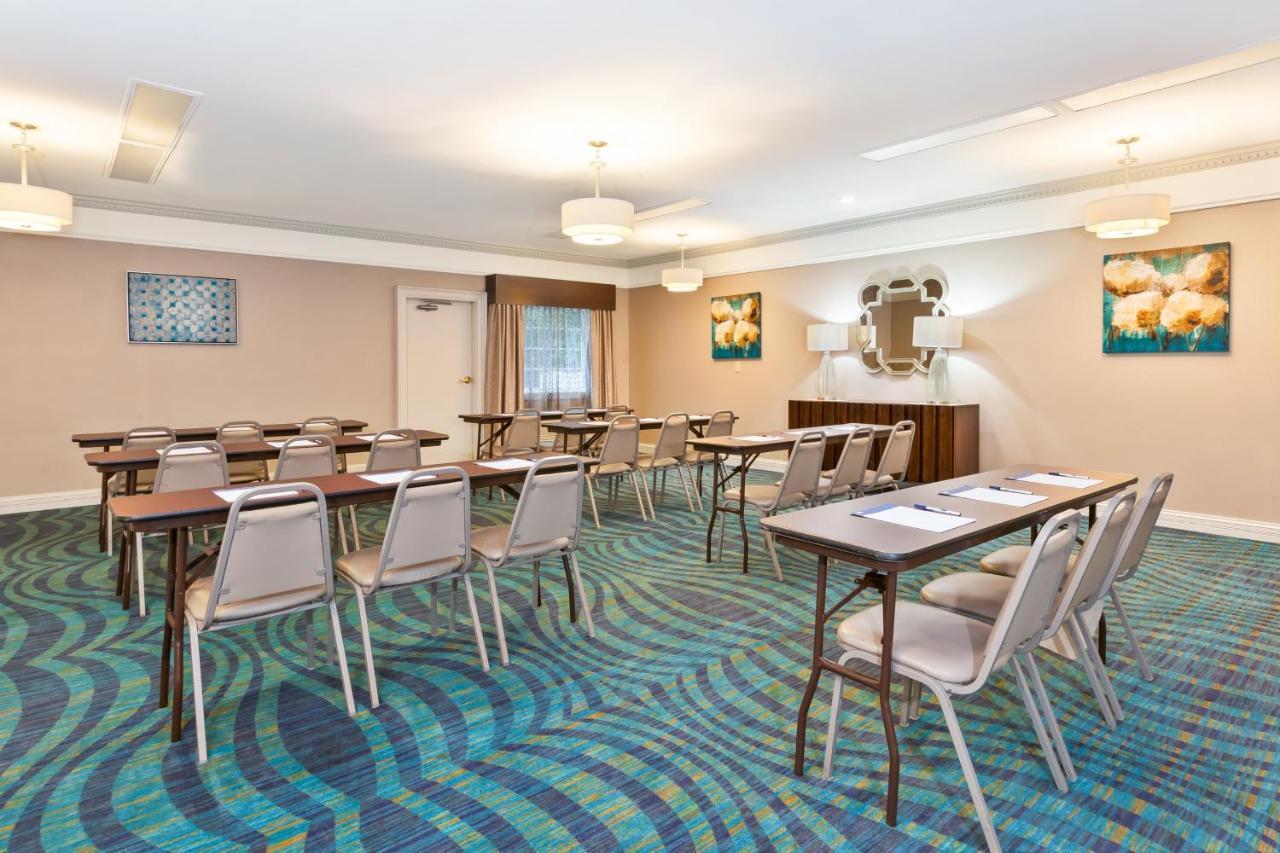 Holiday Inn Express & Suites Carmel North - Westfield By Ihg Eksteriør bilde